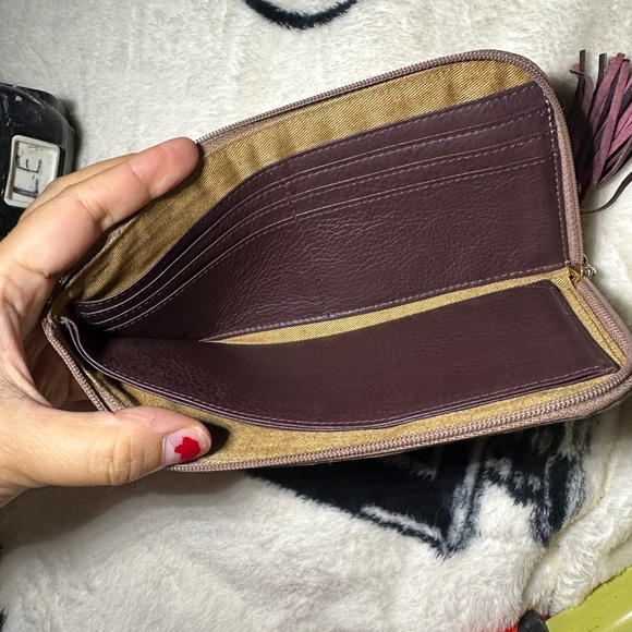 Multicolor Crocodile Pattern Wallet - Picture 8 of 12